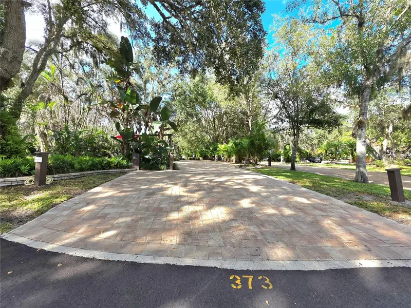 373 Bear Trl, FL