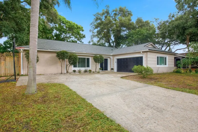 2447 Grove Ridge Dr, FL
