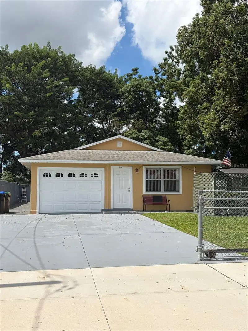 104 S Observatory Dr, FL