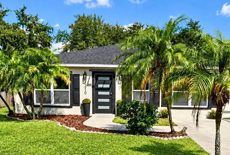 1210 Casa Bonita Ave, FL