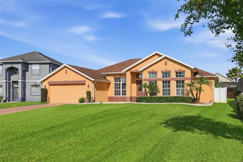 14531 Riviera Pointe Dr, FL