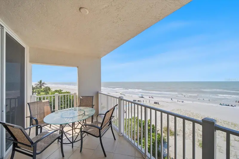 19600 Gulf Blvd #301, FL