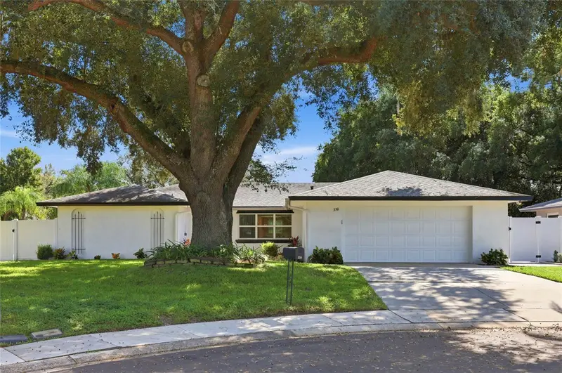 330 Sabinal St, FL