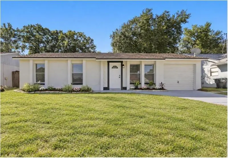 3610 Falling Leaf Ln, FL