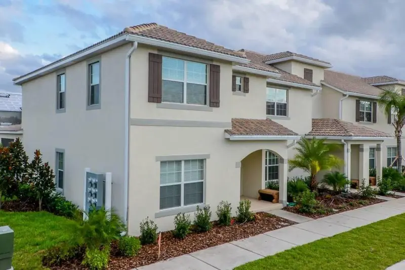 4870 Clock Tower Dr, FL