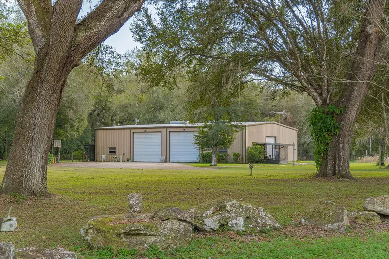 2557 Cr 674a, FL