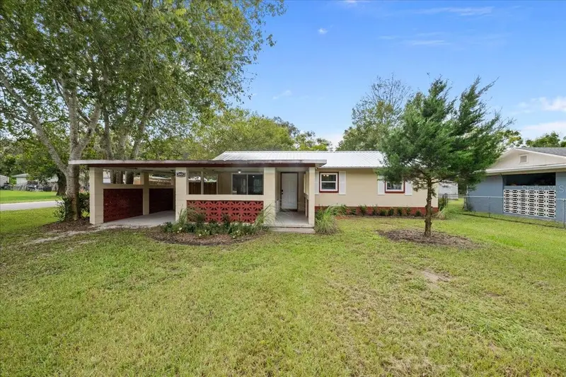 2601 State St, FL