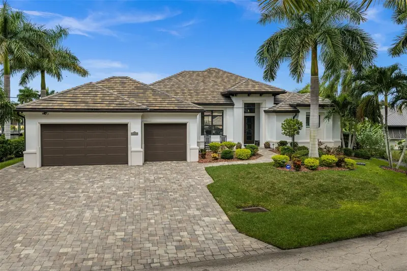 5205 Sunset Ct, FL