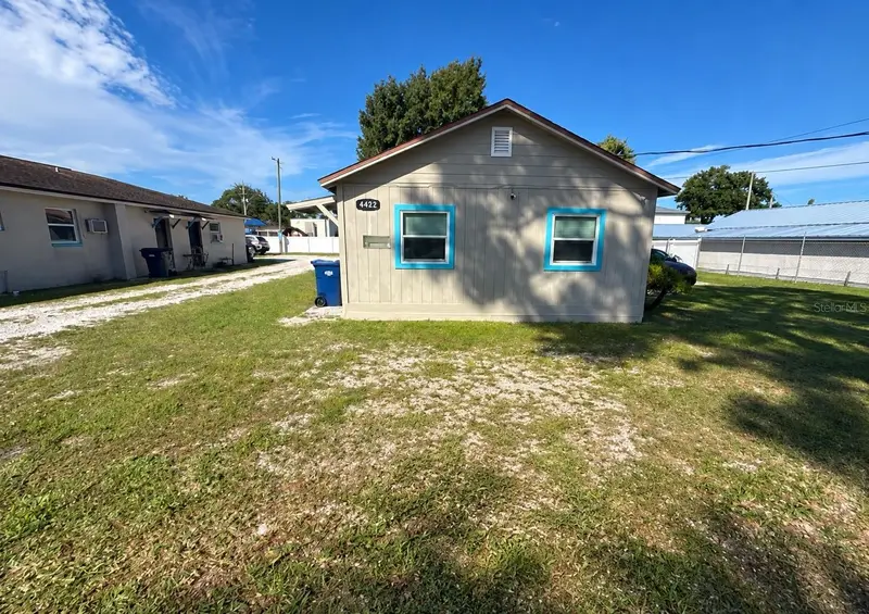 4422 N Clark Ave #C, FL