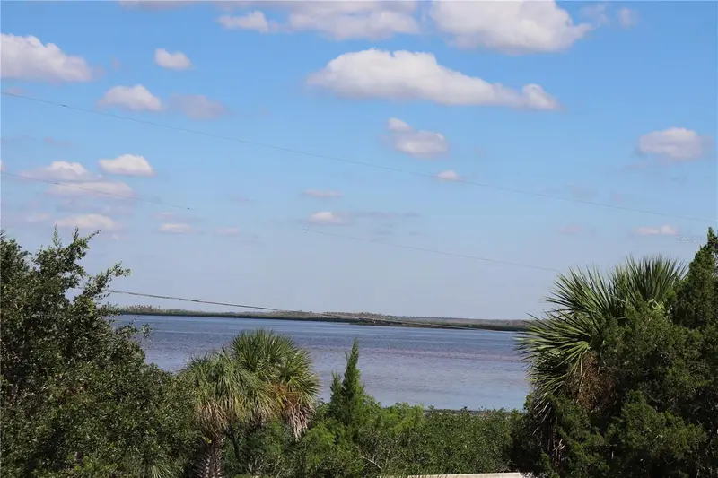 10501 Pine Island Dr, FL