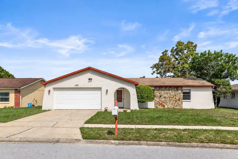 10970 Peppertree Ln, FL