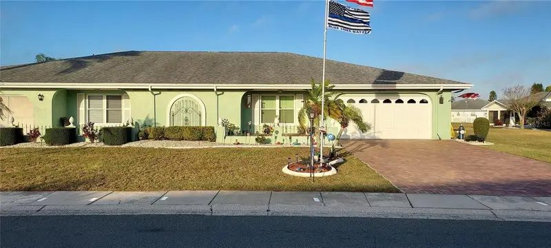 906 Bluewater Dr, FL