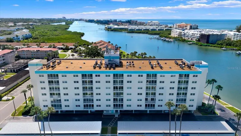 10216 Regal Dr #404, FL