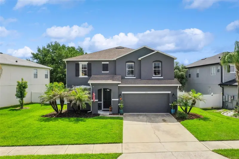 725 Tranquil Trl, FL