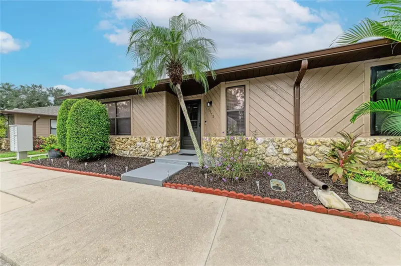 5313 11th Street Cir E, FL