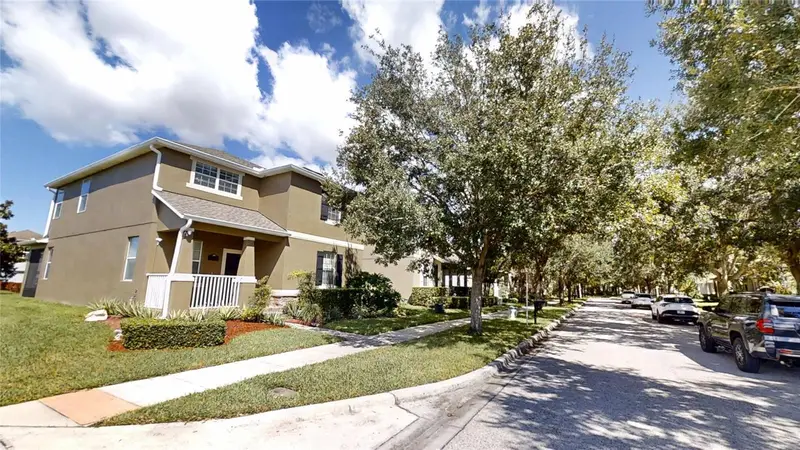 15725 Signature Dr, FL