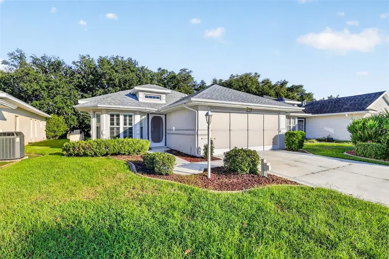 21848 Royal St Georges Ln, FL