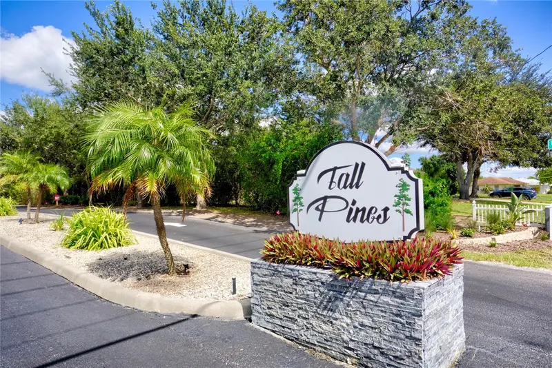 8101 Memory Ln #220, FL