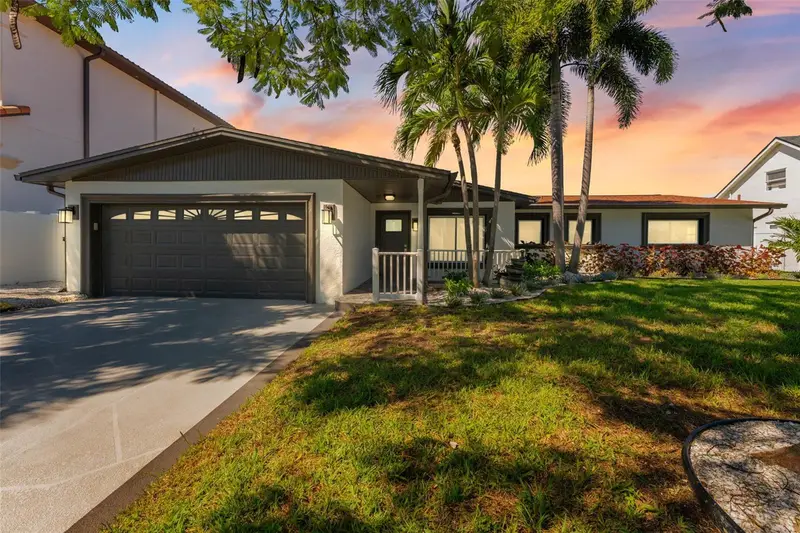 3912 Fontainebleau Dr, FL