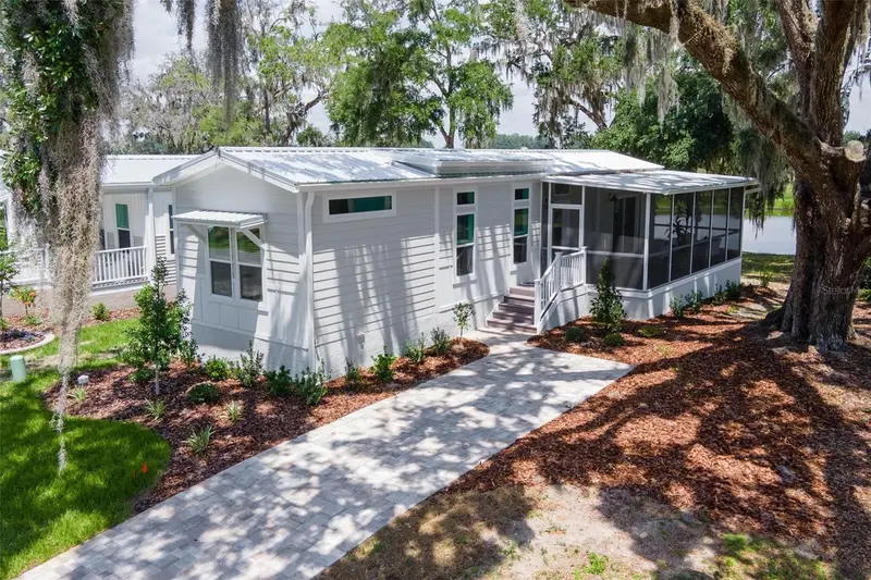 12130 Grand Oak Ln, FL