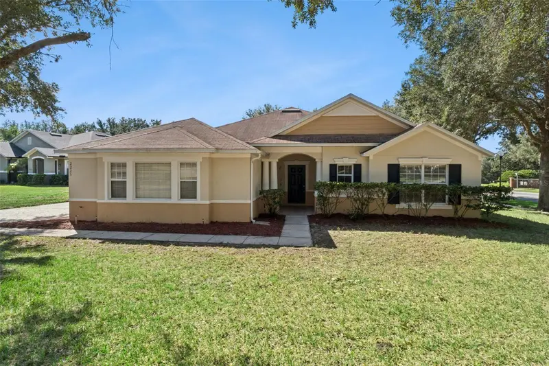 2225 Reefview Loop, FL