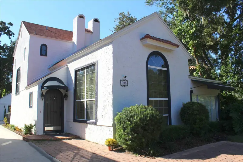 908 S Summerlin Ave, FL