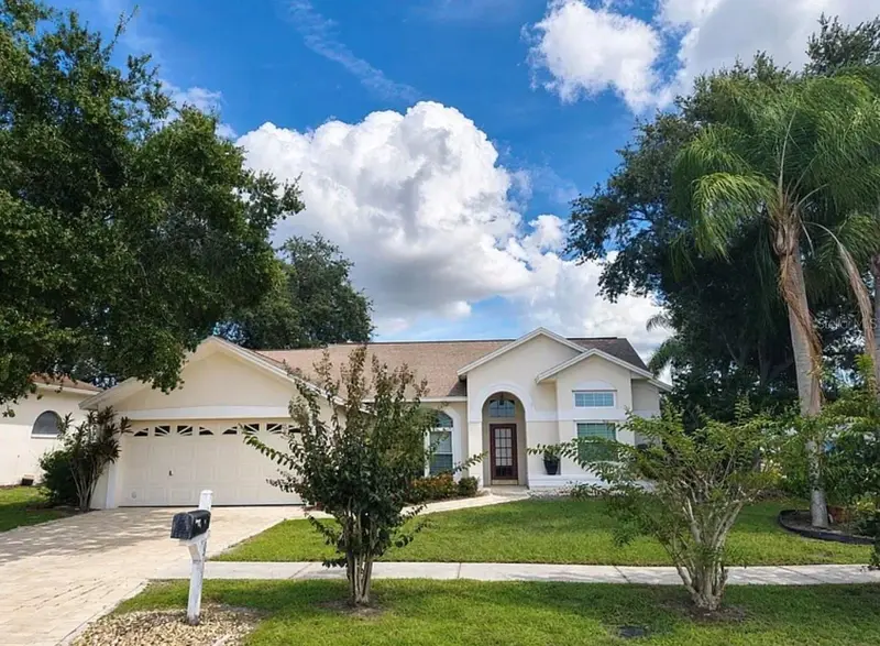 8701 Middle Cross Pl, FL