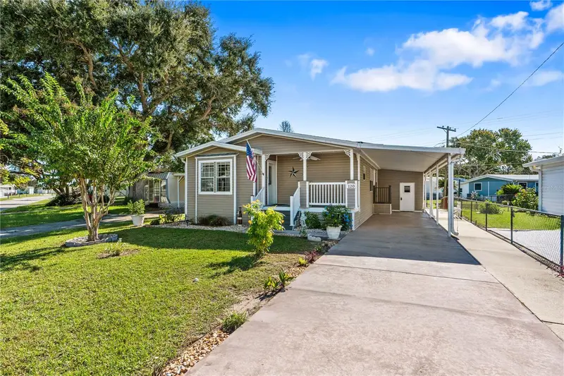120 Ash St, FL