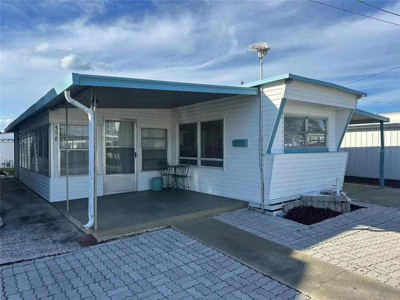 558 Sinclair Cir, FL
