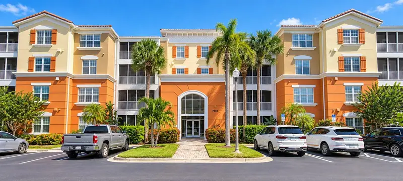 7903 Seminole Blvd #2105, FL