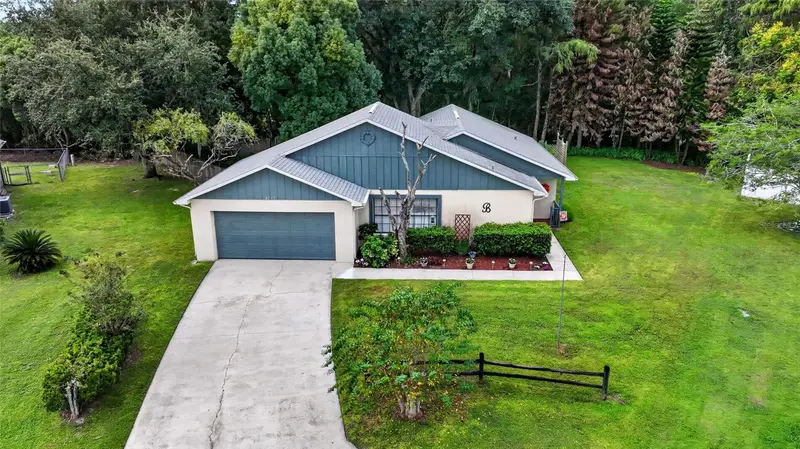 3545 Bristlecone Ct, FL