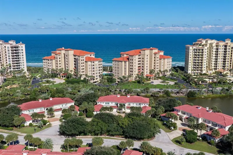 13 Viscaya Ln #2106, FL