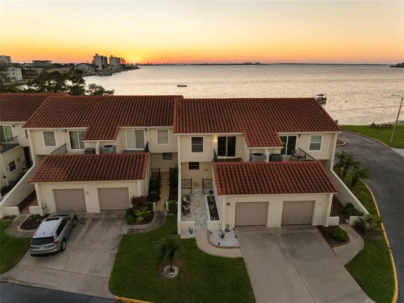 2700 Bayshore Blvd #511, FL