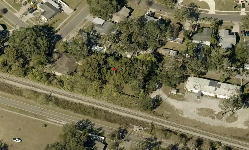 122 W Clay Ave, FL