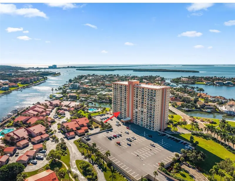 4900 Brittany Dr S #405, FL