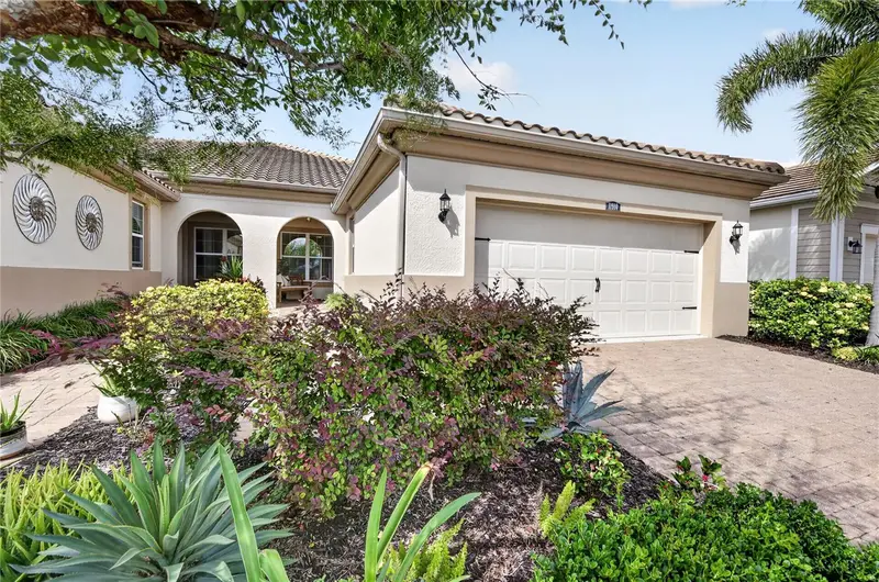 11910 Tapestry Ln, FL
