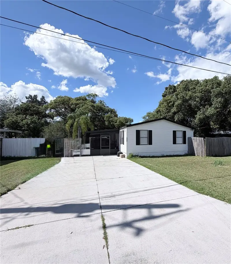 1706 Charleston Ln, FL