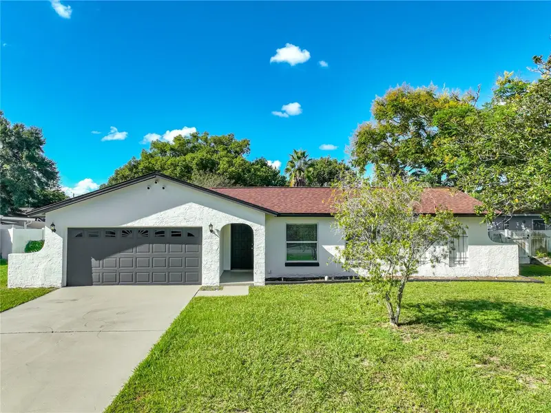 408 Maid Of The Mist Dr, FL