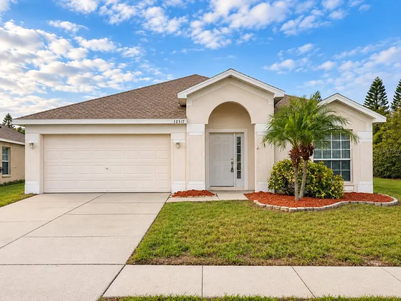 12517 Midpointe Dr, FL