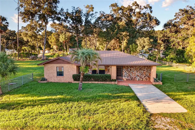 5201 E Jasmine Ln, FL
