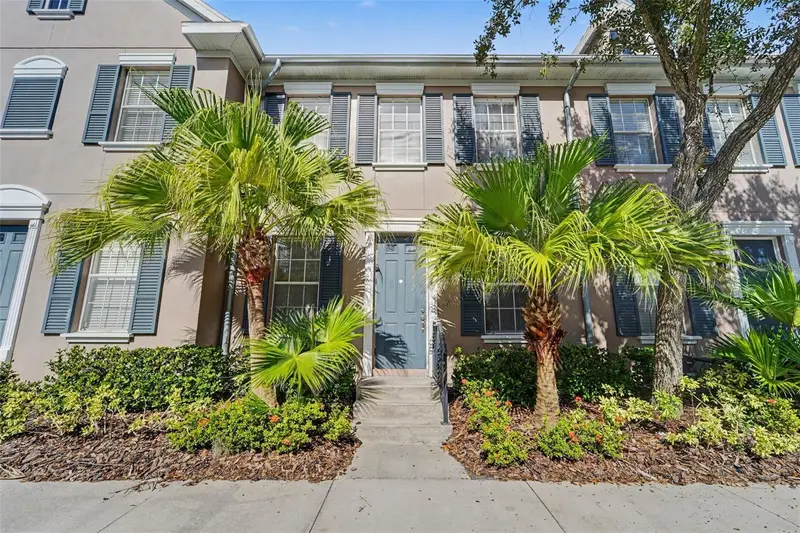11504 Fountainhead Dr, FL
