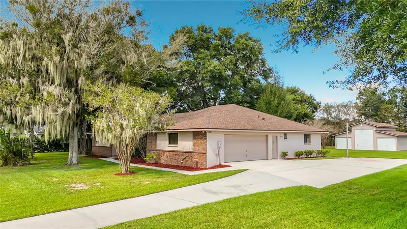 6720 Lakeland Highlands Rd, FL
