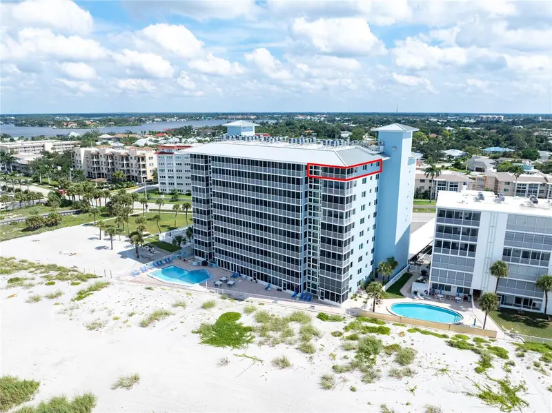 555 The Esplanade N #1001, FL