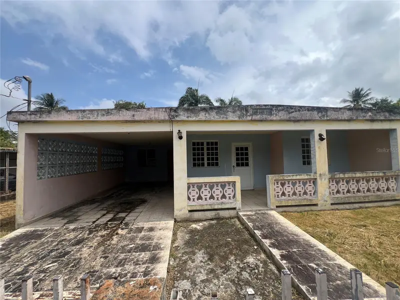 Calle 2 Par 177 Comm Navarro, PR