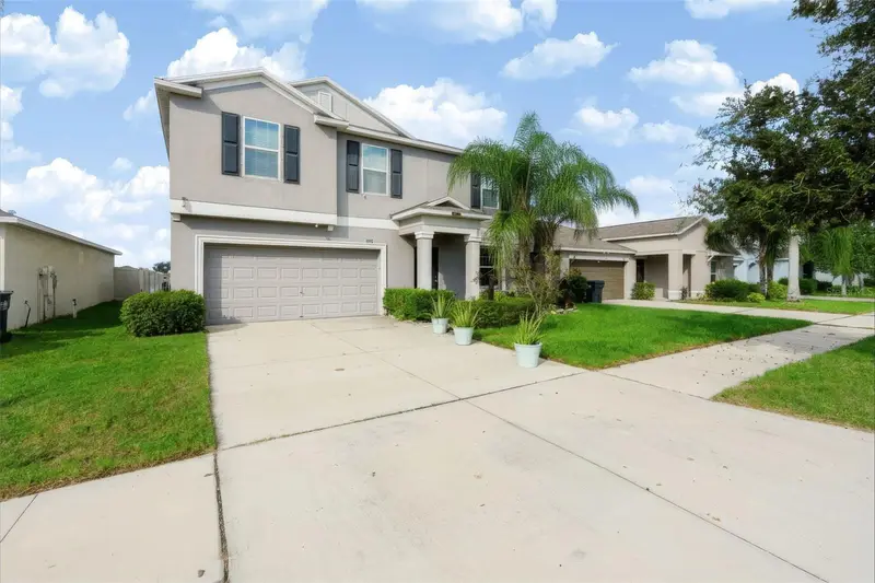 1711 Broad Winged Hawk Dr, FL