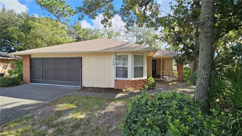 115 Circling Wood Ct, FL