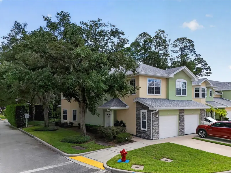 120 Bayberry Cir #1801, FL