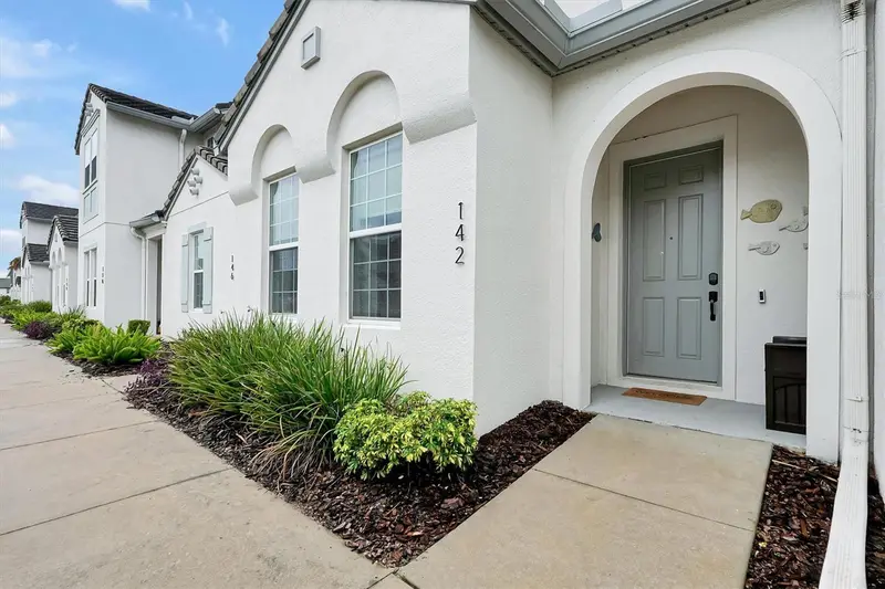 142 Captiva Dr, FL