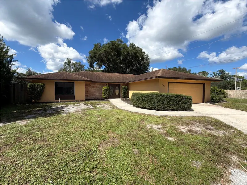 733 Lakeview Dr, FL