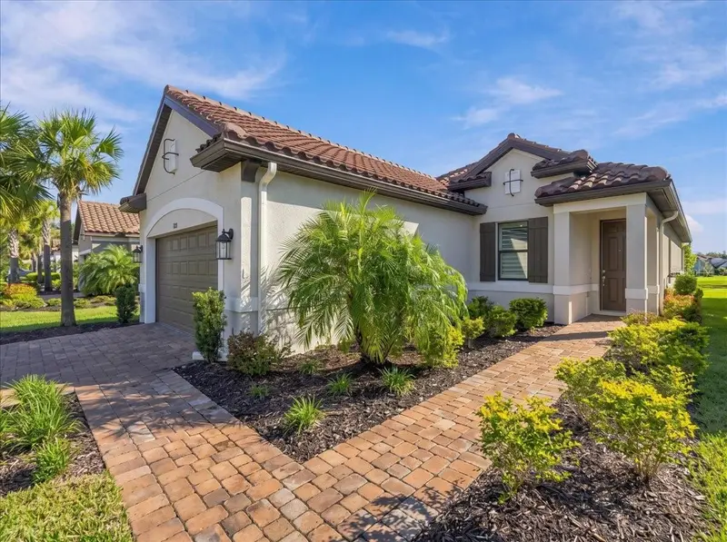 4732 Crestpoint Way, FL